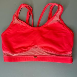 Naja strappy sports bra pink